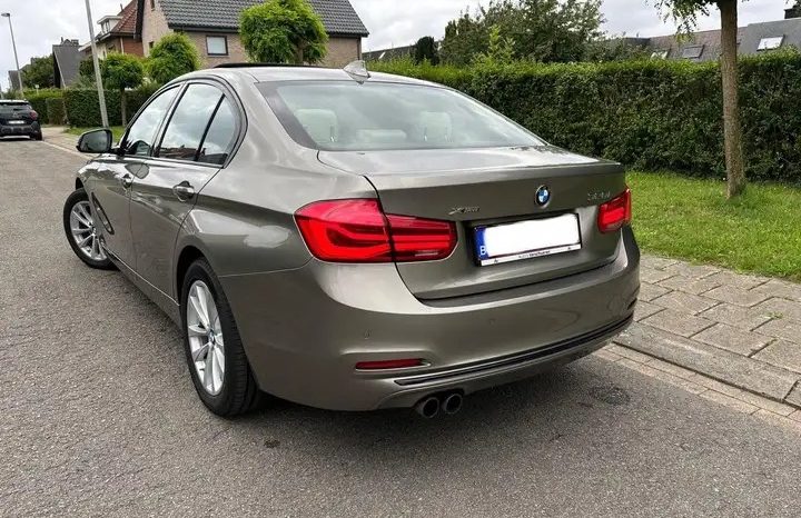 BMW 320 iA Xdrive Sport Line Automaat complet