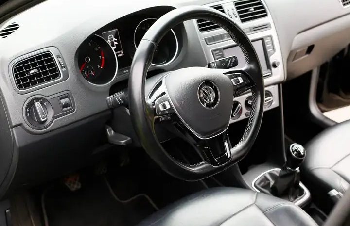Volkswagen Polo 1.2 complet