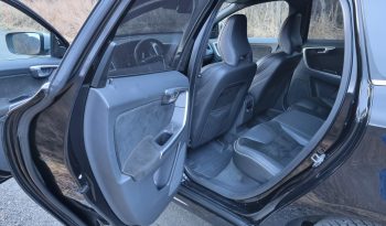 VOLVO XC60 2.4-190 D AWD R-DESIGN complet