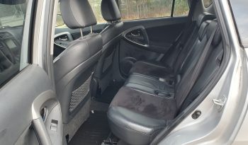 TOYOTA RAV4 complet