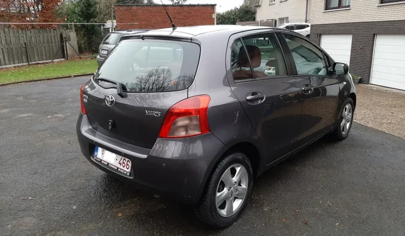 TOYOTA complet