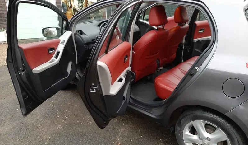 TOYOTA complet