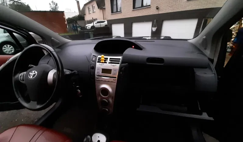 TOYOTA complet