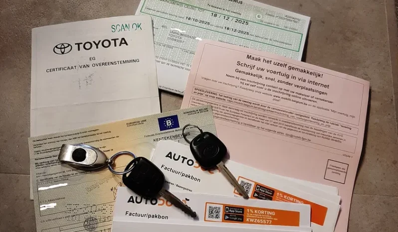TOYOTA complet
