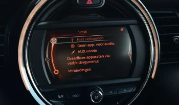 MINI Cooper Version D AUT / SPORTSEATS / CHILI / BLACK complet