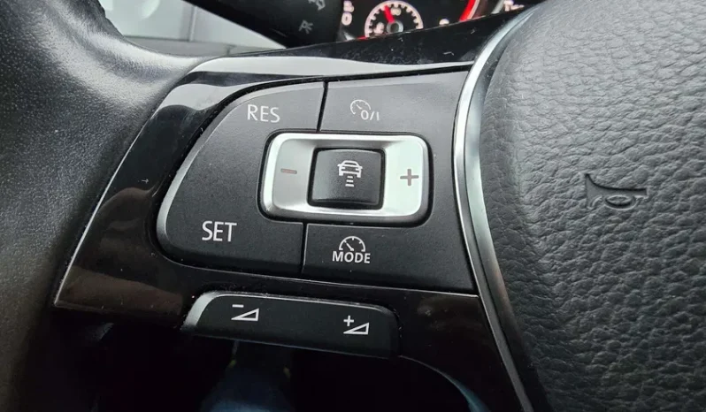 VOLKSWAGEN complet