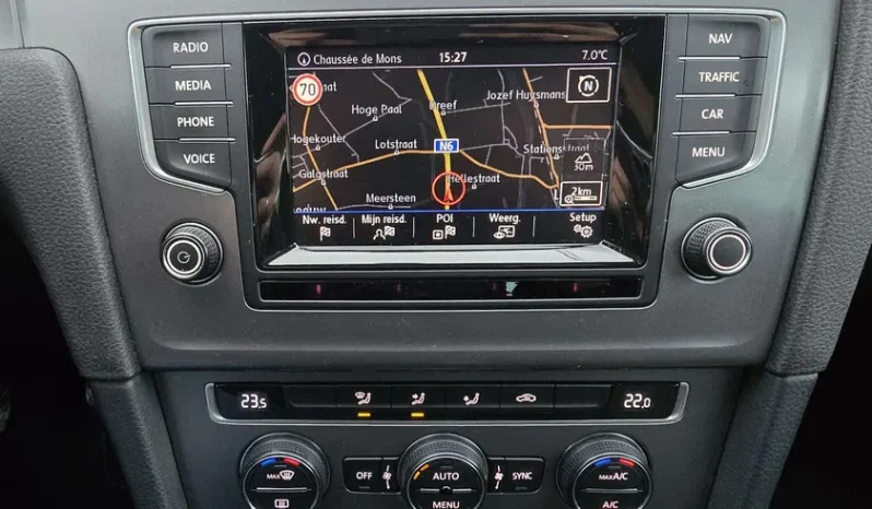 VOLKSWAGEN complet