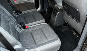 Volkswagen-TOURAN 1.6-105 D complet