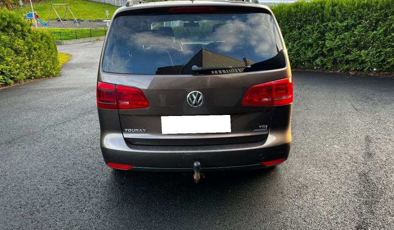 Volkswagen-TOURAN 1.6-105 D complet
