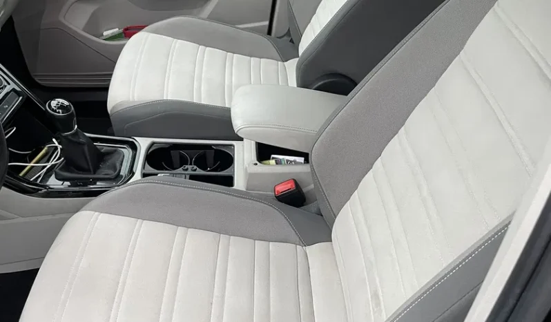 VOLKSWAGEN Touran complet