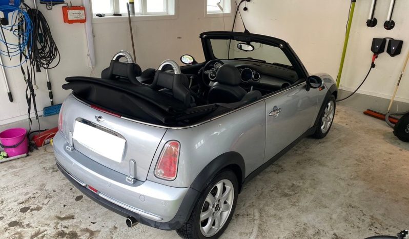 Mini  Cooper 1,6 complet