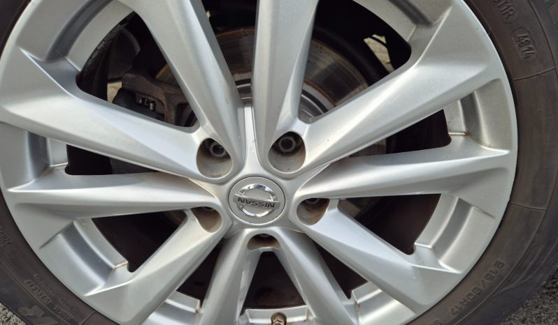 NISSAN complet