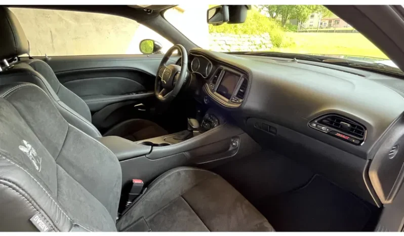 Dodge Challenger 6.4 R/T complet