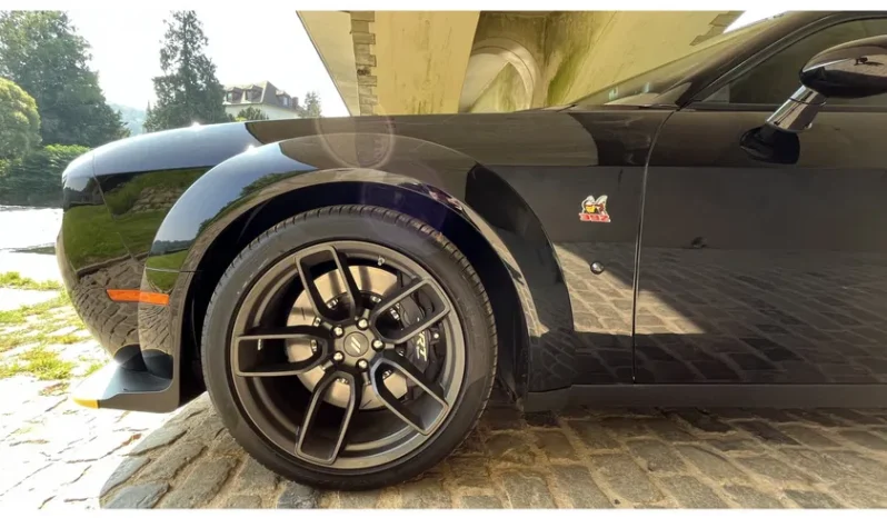 Dodge Challenger 6.4 R/T complet