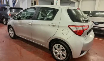 TOYOTA  Yaris complet