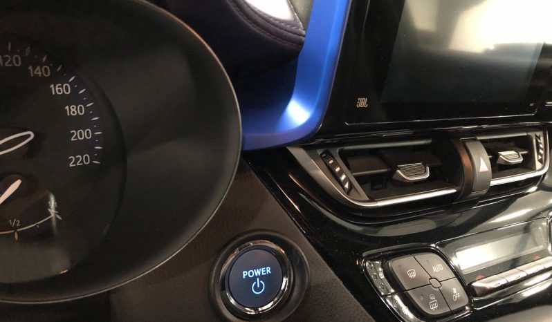TOYOTA   C-HR HYBRIDE complet