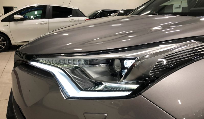 TOYOTA   C-HR HYBRIDE complet