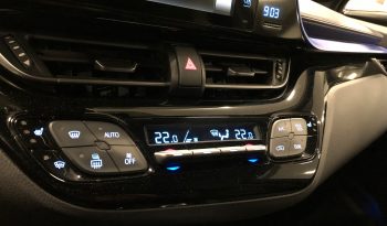 TOYOTA   C-HR HYBRIDE complet