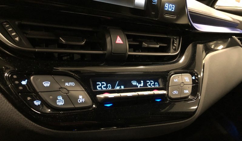 TOYOTA   C-HR HYBRIDE complet