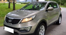 KIA  SPORTAGE 1.6