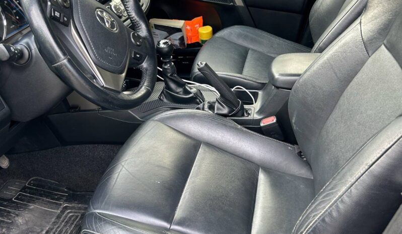 TOYOTA RAV4 2.2 D-4D 4WD Executive complet